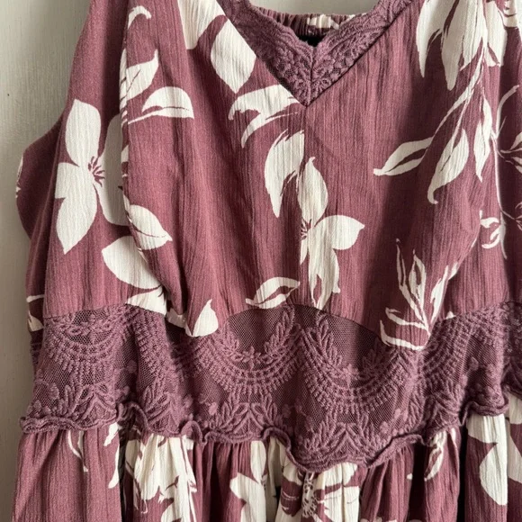 Torrid Mauve and Cream Floral Maxi Dress - Picture 7 of 7